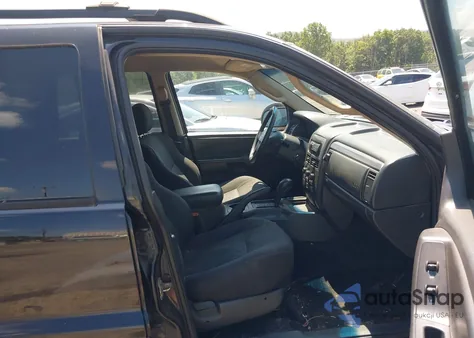 2002 Jeep Grand Cherokee Laredo из США, поврежденный, VIN 1J4GW48S82C130579